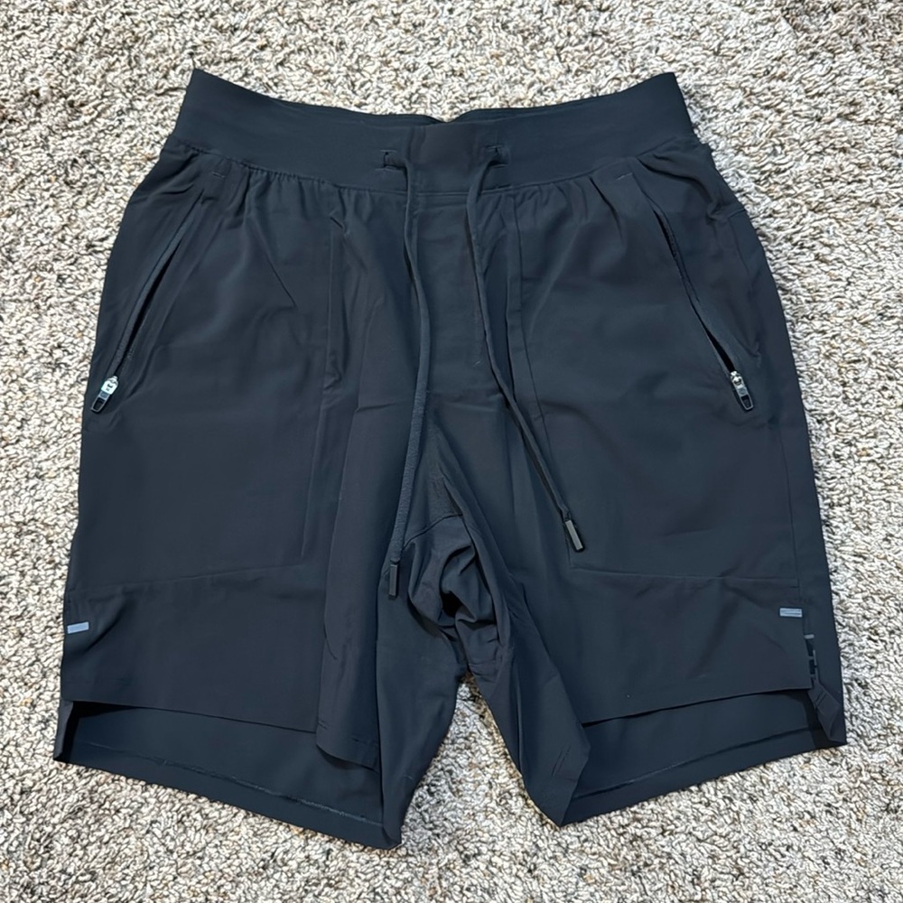 Lululemon License to Train Short 7”